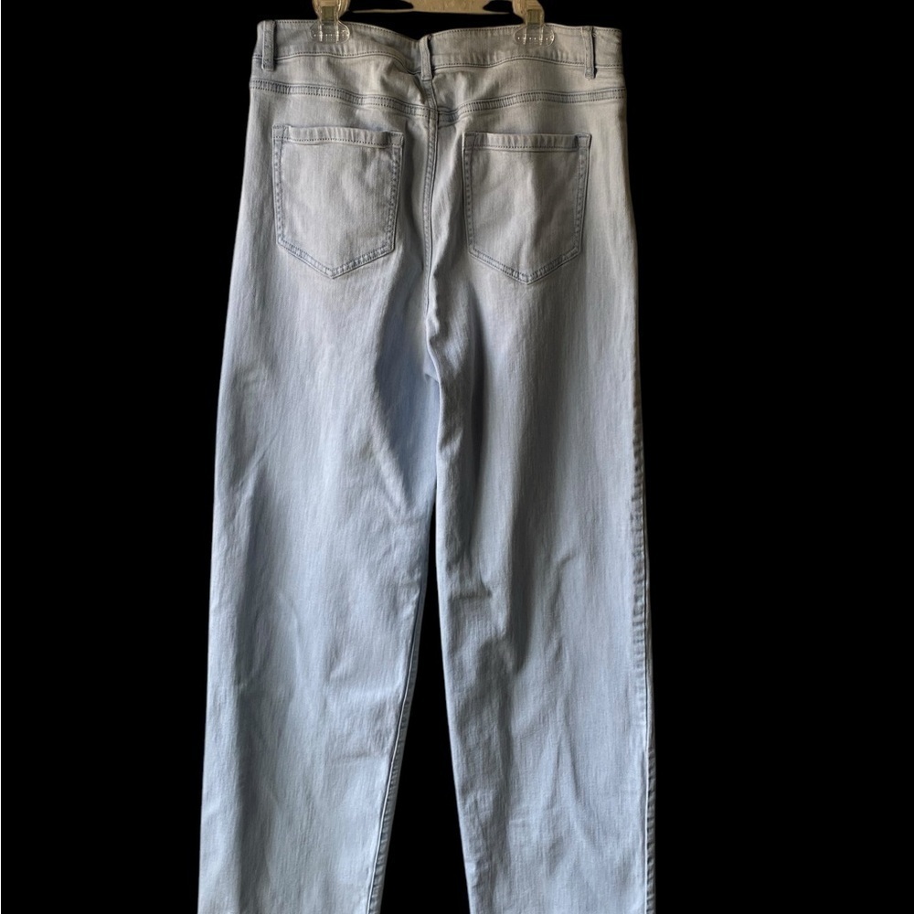 J. Jill Women’s High Rise Full Leg Light Blue Denim Zip Fly Jean SZ 12 Tall EUC - Picture 3 of 10